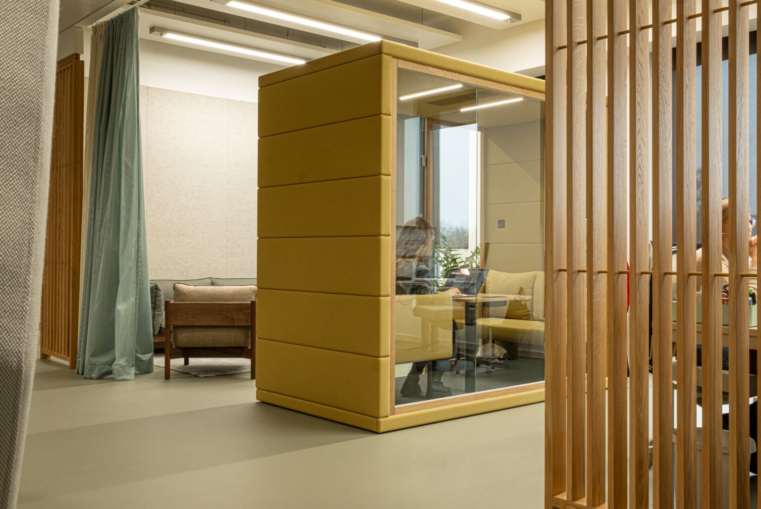 MICROOFFICE® nově i ve Frankfurtské škole financí & managementu